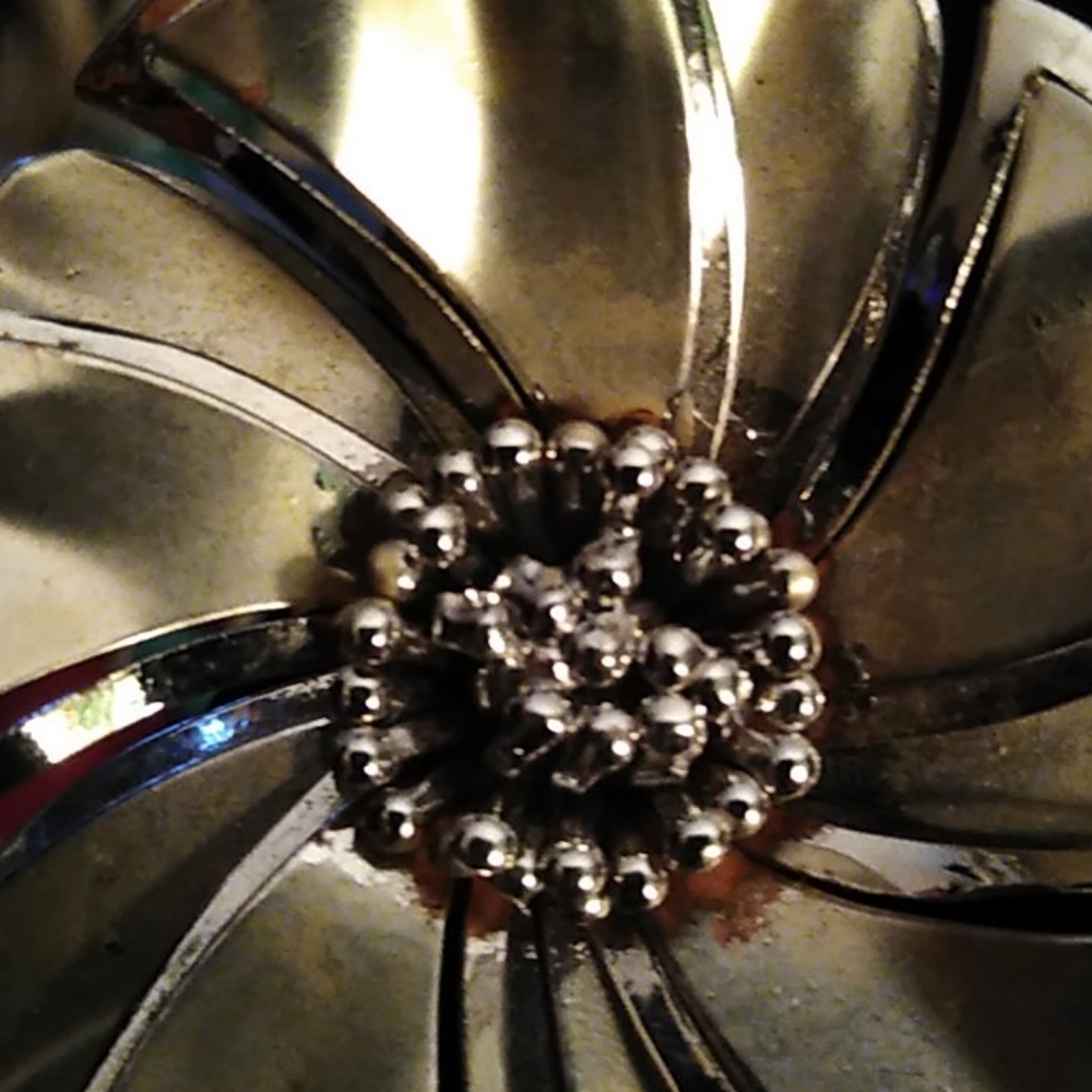 Brooch - Picture 3 of 3